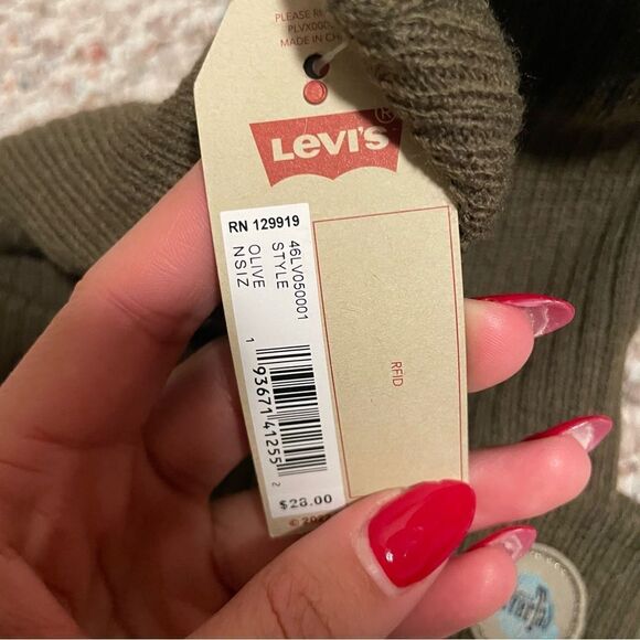 NWT Levi’s Silver Tab Olive Green Ribbed Beanie - Picture 2 of 2